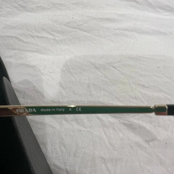 Prada PR 58WS Sunglasses - Picture 7 of 9